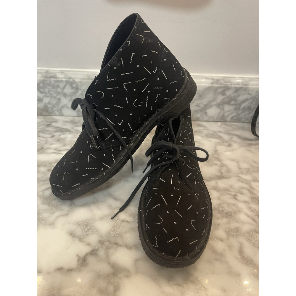 Women’s Clark Desert Boots, Funky Black And White sz 8 - Picture 4 of 5